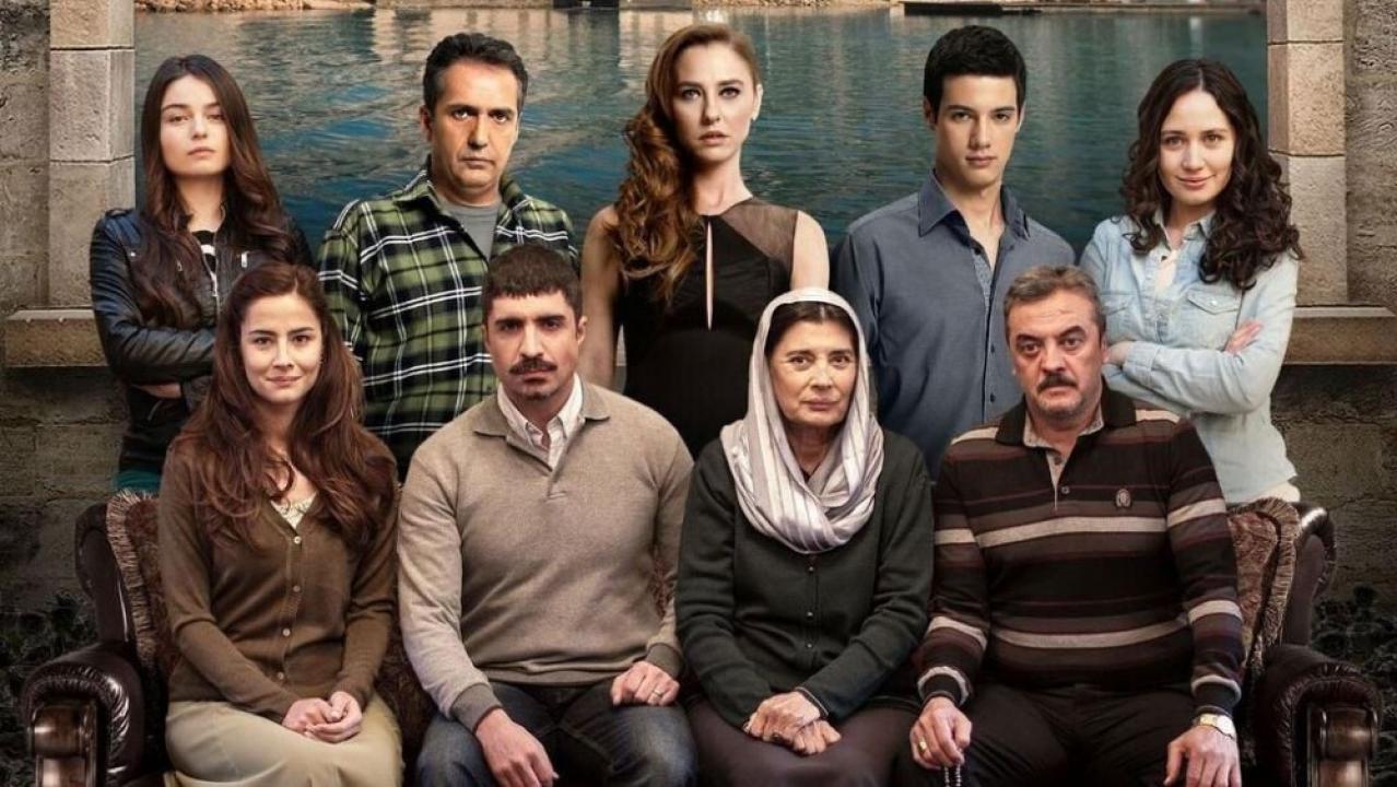 شاهد مسلسل ورد وشوك الموسم الاول الحلقة 56 مدبلجة للعربية HD