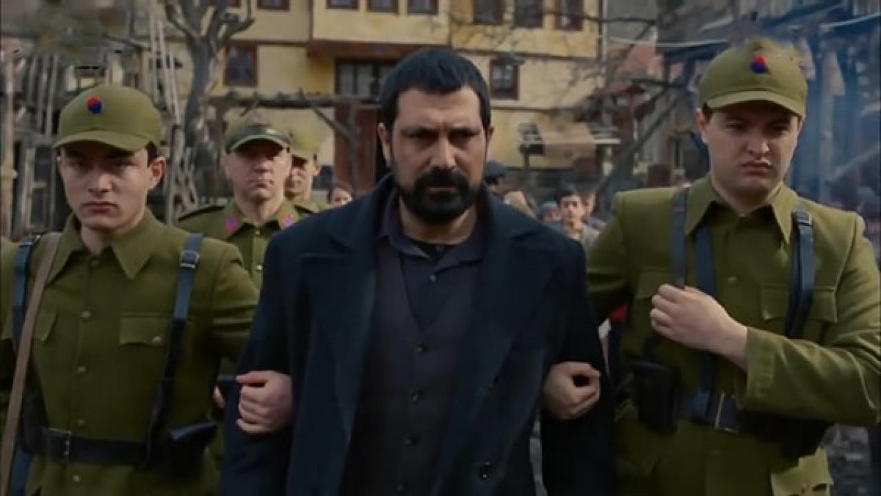 شاهد مسلسل الملحمة الاخيرة الحلقة 3 مترجمة للعربية HD