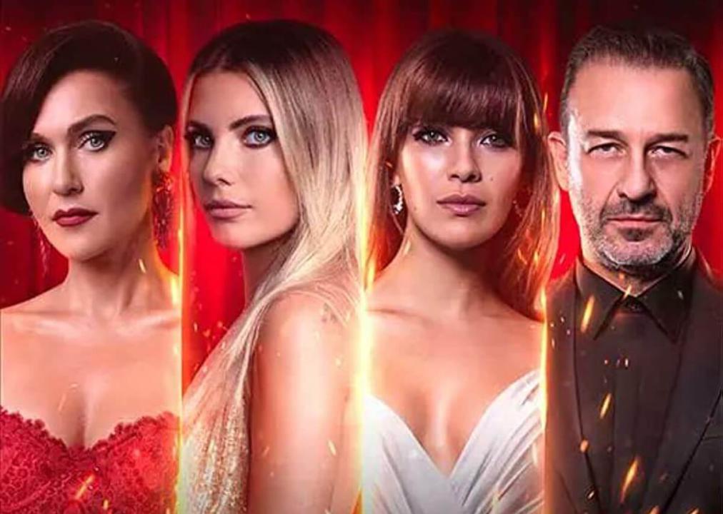 شاهد مسلسل التفاح الحرام الموسم الاول الحلقة 10 مدبلجة للعربية HD